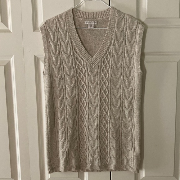 Sincerly Jules Sweaters - Sincerely Jules women’s cable knit sweater vest cream med.soft layered classic
